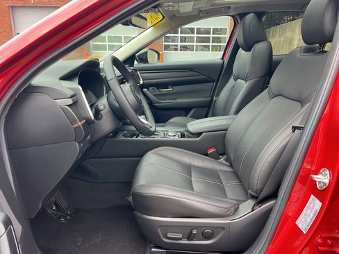 Used 2025 MAZDA CX-50 2.5 Hybrid w/ Premium Plus Pkg image 13