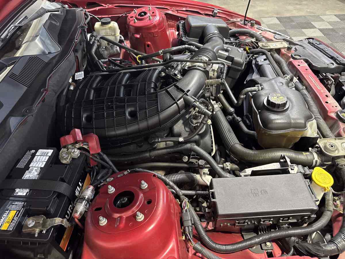 Used 2013 Ford Mustang Coupe RWD image 23