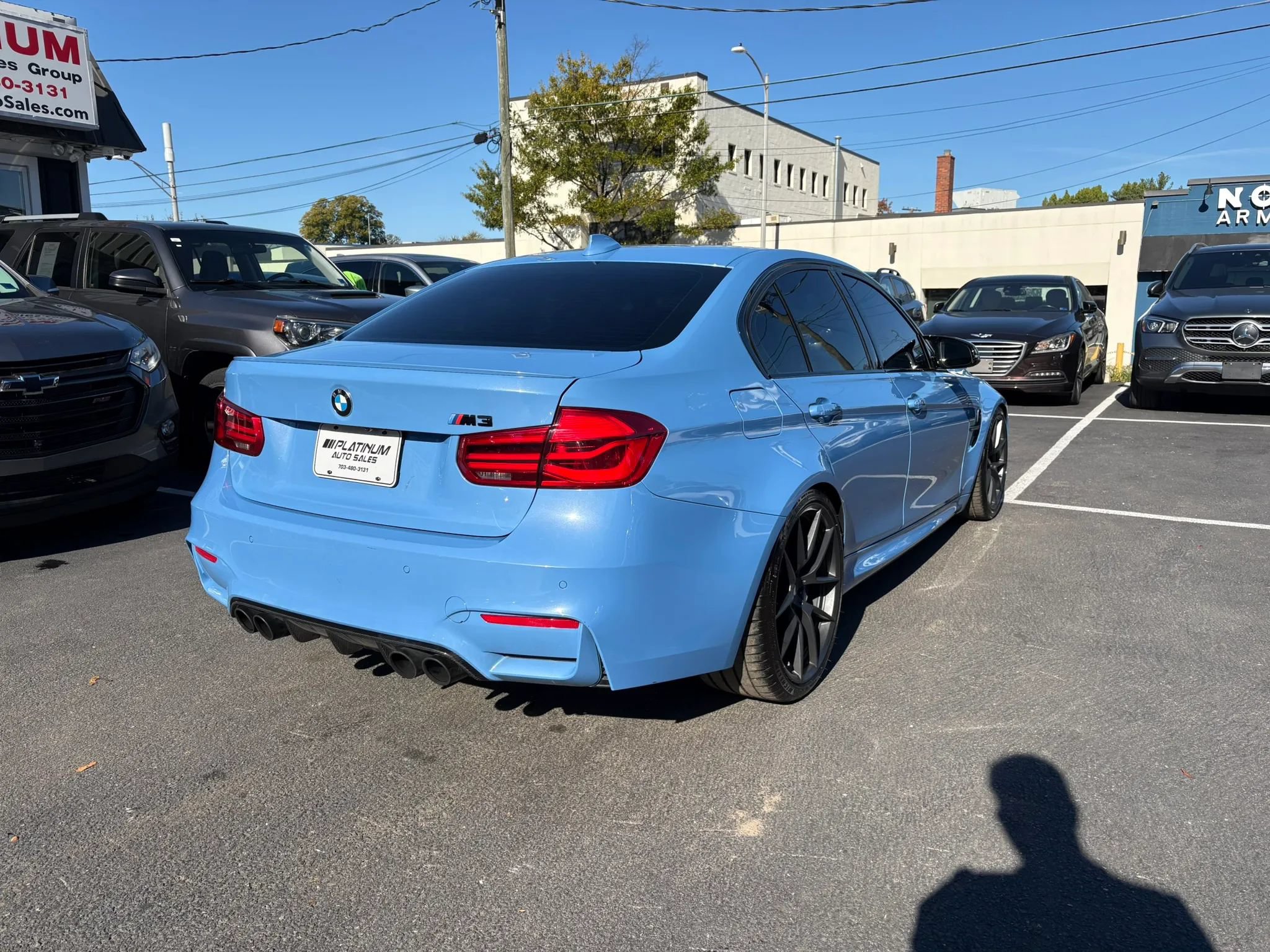 Used 2017 BMW M3 RWD image 8