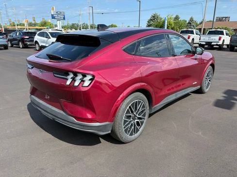 Used 2025 Ford Mustang Mach-E Premium AWD/4WD image 5