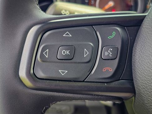 Used 2026 Jeep Wrangler Unlimited Sport AWD/4WD image 17