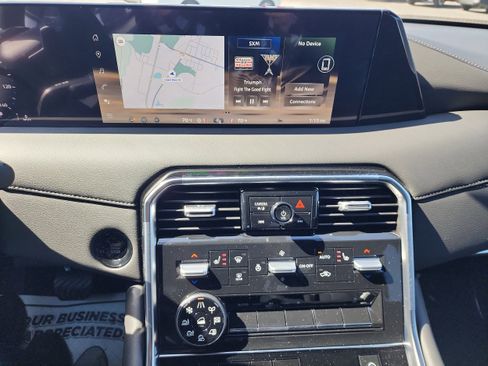 New 2025 Nissan Armada SL w/ Captain's Chari Seat Package image 14