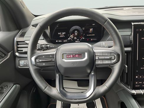 Used 2025 GMC Acadia AT4 image 22