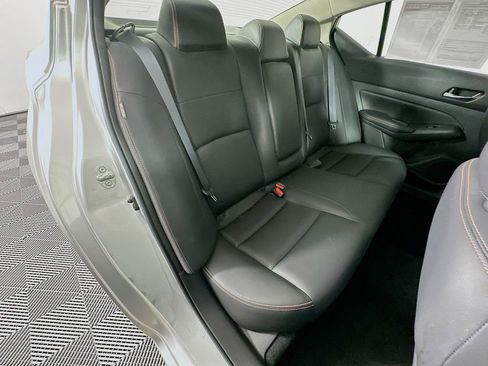 Used 2019 Nissan Altima 2.0 SR FWD image 34