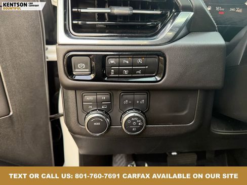 Used 2025 GMC Yukon Denali image 21