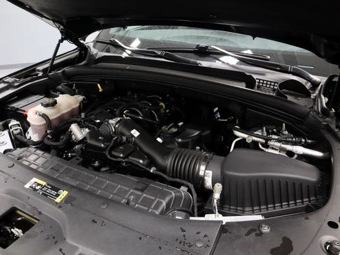 Used 2024 Jeep Grand Cherokee Altitude image 16