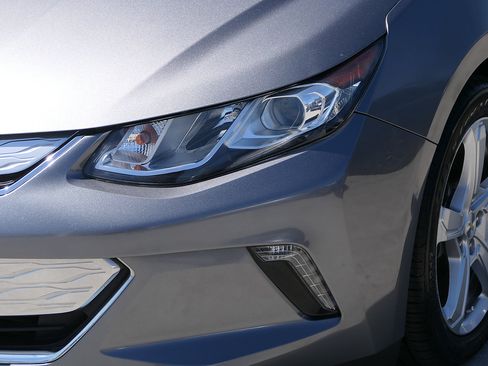 Used 2019 Chevrolet Volt LT FWD image 9