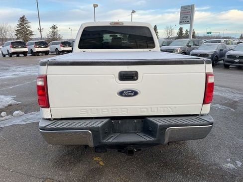 Used 2016 Ford F250 XLT image 4