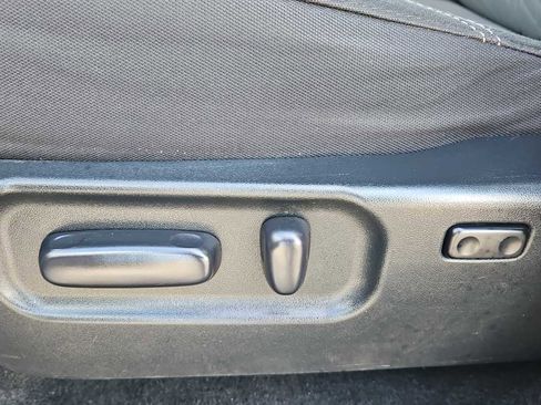 Used 2021 Toyota Tacoma TRD Sport image 14