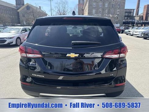 Used 2024 Chevrolet Equinox LT AWD/4WD image 4