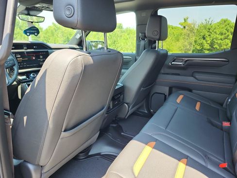 Certified 2026 GMC Sierra 1500 AT4 w/ AT4 Premium Package AWD/4WD image 15