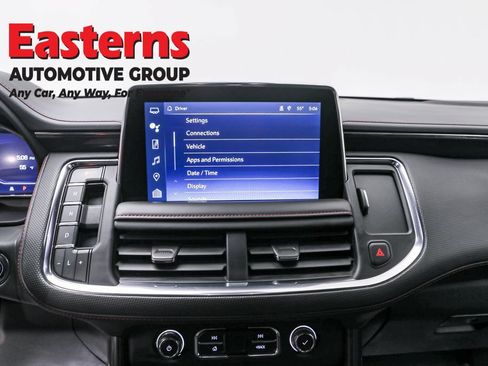 Used 2024 Chevrolet Suburban RST RWD image 12