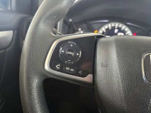 Used 2018 Honda CR-V LX image 12