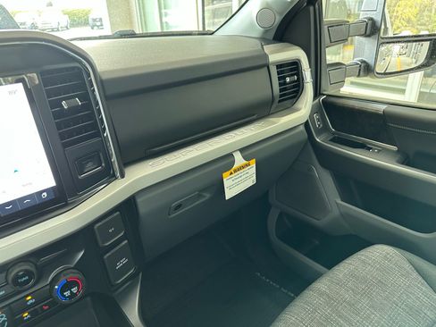 New 2026 Ford F250 XLT w/ XLT Premium Package AWD/4WD image 40