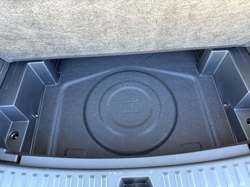 Used 2025 Chevrolet Equinox ACTIV w/ Safety and Technology Package image 41