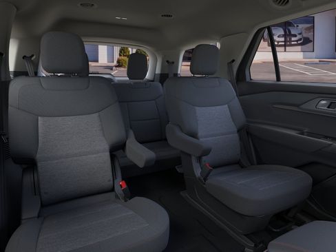 New 2026 Ford Explorer Active RWD image 11