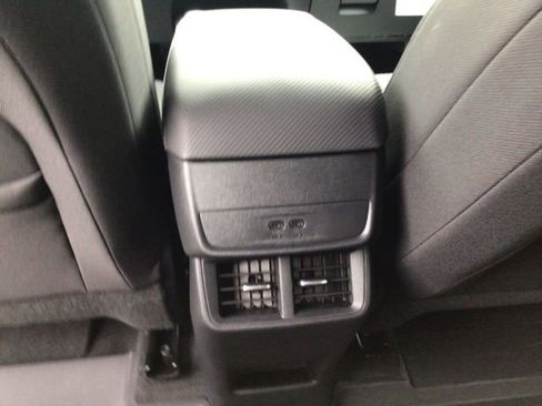 New 2026 Chevrolet Equinox LT FWD image 17