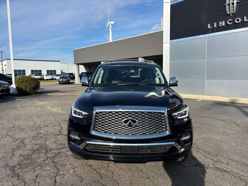 Used 2019 INFINITI QX80 Luxe w/ 22" Wheel Package image 2