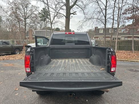 Used 2018 RAM 2500 Big Horn image 23