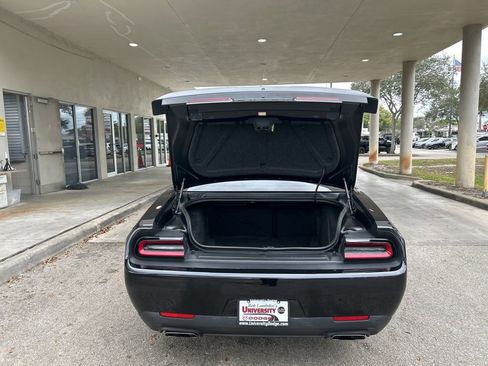 Used 2022 Dodge Challenger R/T w/ Plus Package image 30