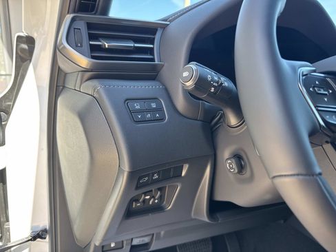 New 2026 Lexus LX 700h Luxury image 33