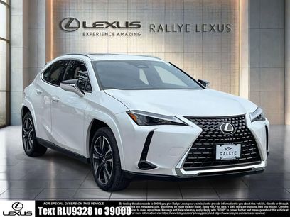 Certified 2025 Lexus UX 300h AWD w/ Accessory Package (Z1)