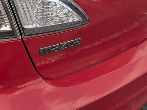 Used 2010 MAZDA MAZDA3 s Grand Touring image 11