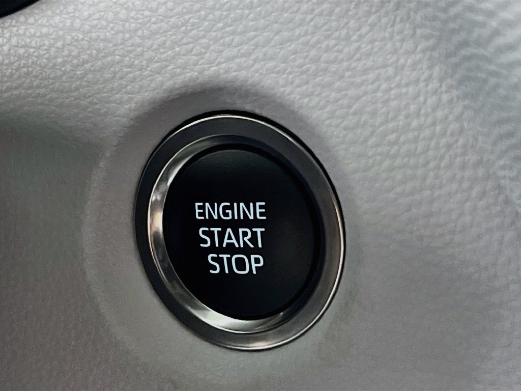 Used 2026 Toyota Corolla SE FWD image 20