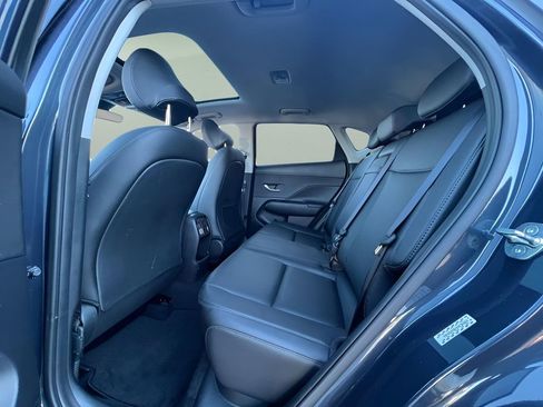 Used 2024 Hyundai Kona Limited image 21