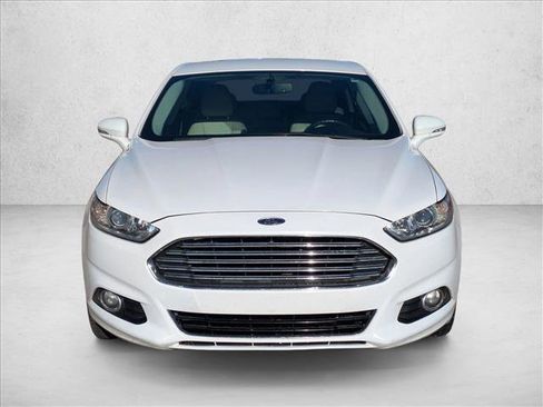 Used 2015 Ford Fusion Titanium image 2