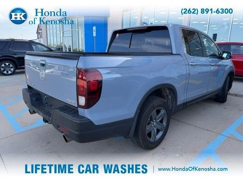 Used 2023 Honda Ridgeline RTL-E image 2