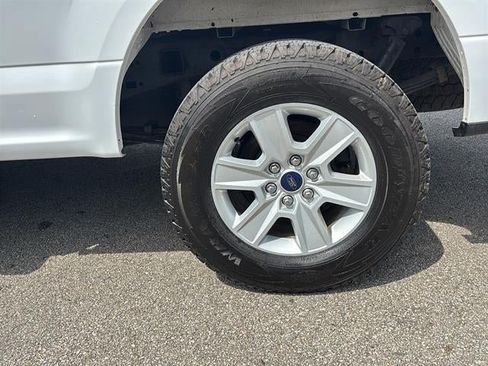 Used 2017 Ford F150 XLT w/ Equipment Group 301A Mid AWD/4WD image 9