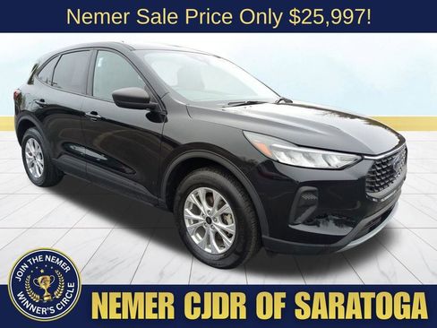 Used 2025 Ford Escape Active image 1