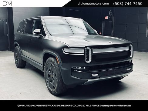 Used 2024 Rivian R1S Adventure AWD/4WD image 8
