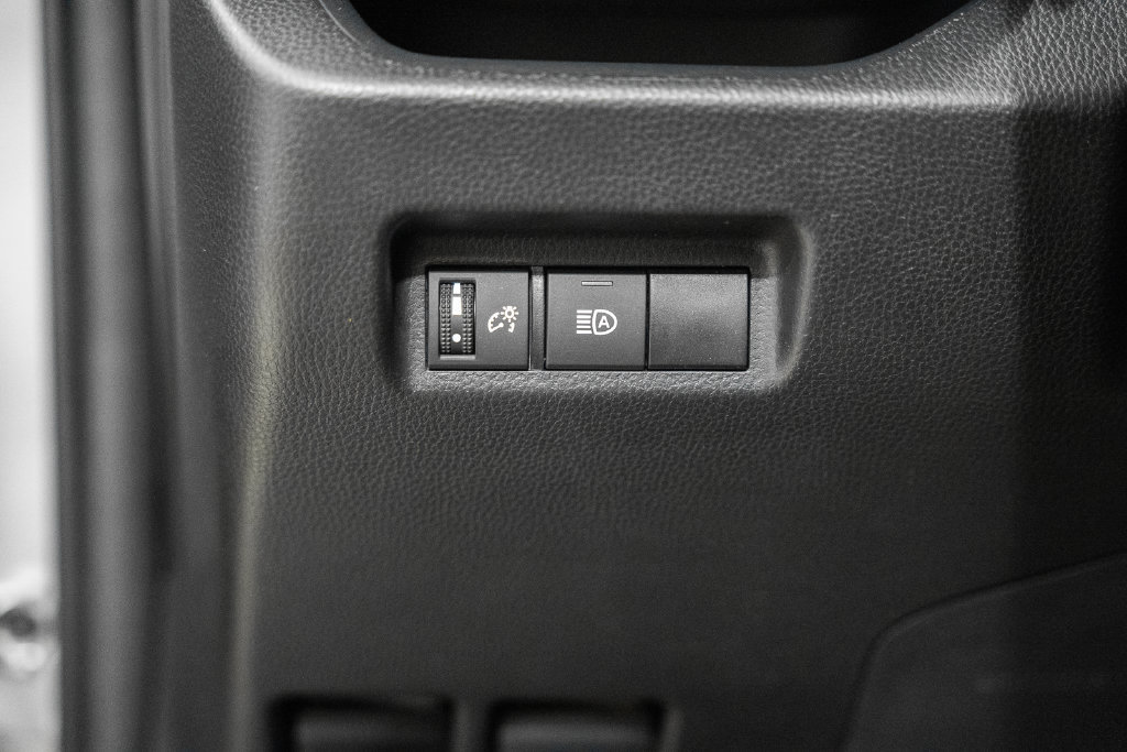Certified 2025 Toyota RAV4 XLE AWD/4WD image 37