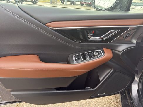 Used 2025 Subaru Outback Touring image 14