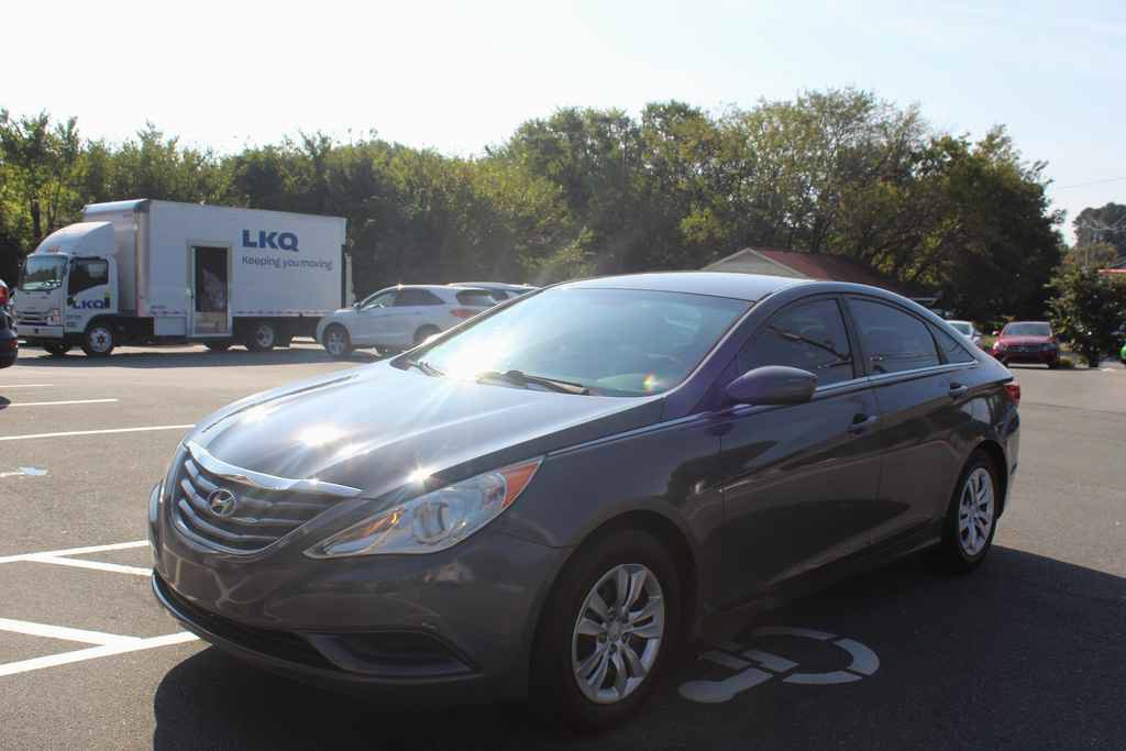 Used 2012 Hyundai Sonata GLS FWD image 1