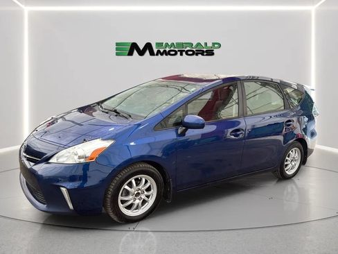 Used 2014 Toyota Prius V Two FWD image 1