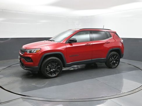 New 2026 Jeep Compass Latitude AWD/4WD image 30