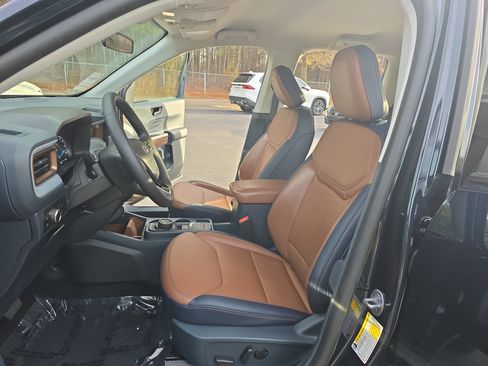 Used 2023 Ford Maverick Lariat w/ Lariat Luxury Package image 17