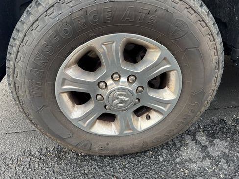 Used 2021 RAM 2500 Big Horn w/ Level B Equipment Group image 5