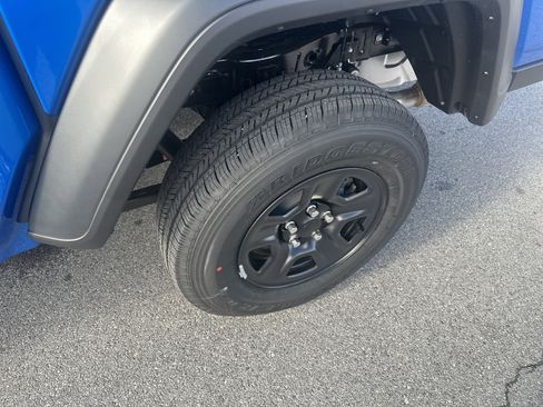 New 2026 Jeep Gladiator Sport image 20