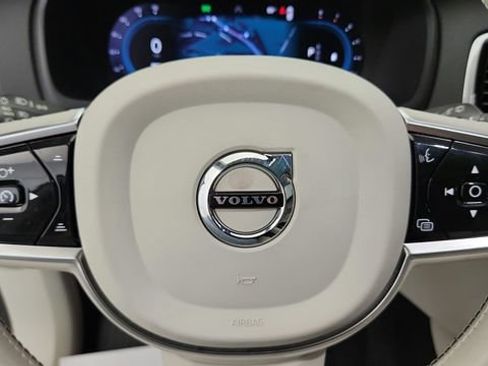 Used 2024 Volvo XC90 B6 Ultimate w/ Lounge Package AWD/4WD image 15