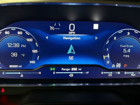 Used 2023 Chevrolet Suburban Premier AWD/4WD image 19