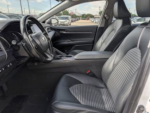 Used 2024 Toyota Camry SE FWD image 25