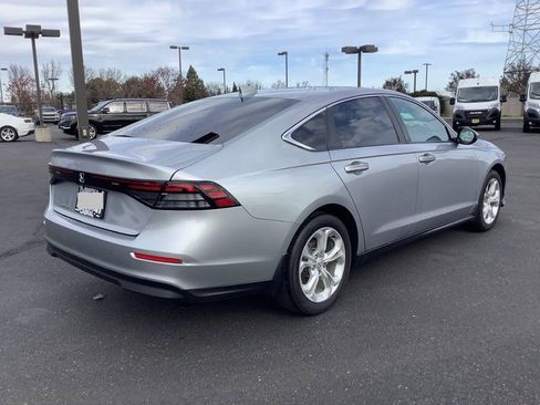 Used 2023 Honda Accord LX image 29