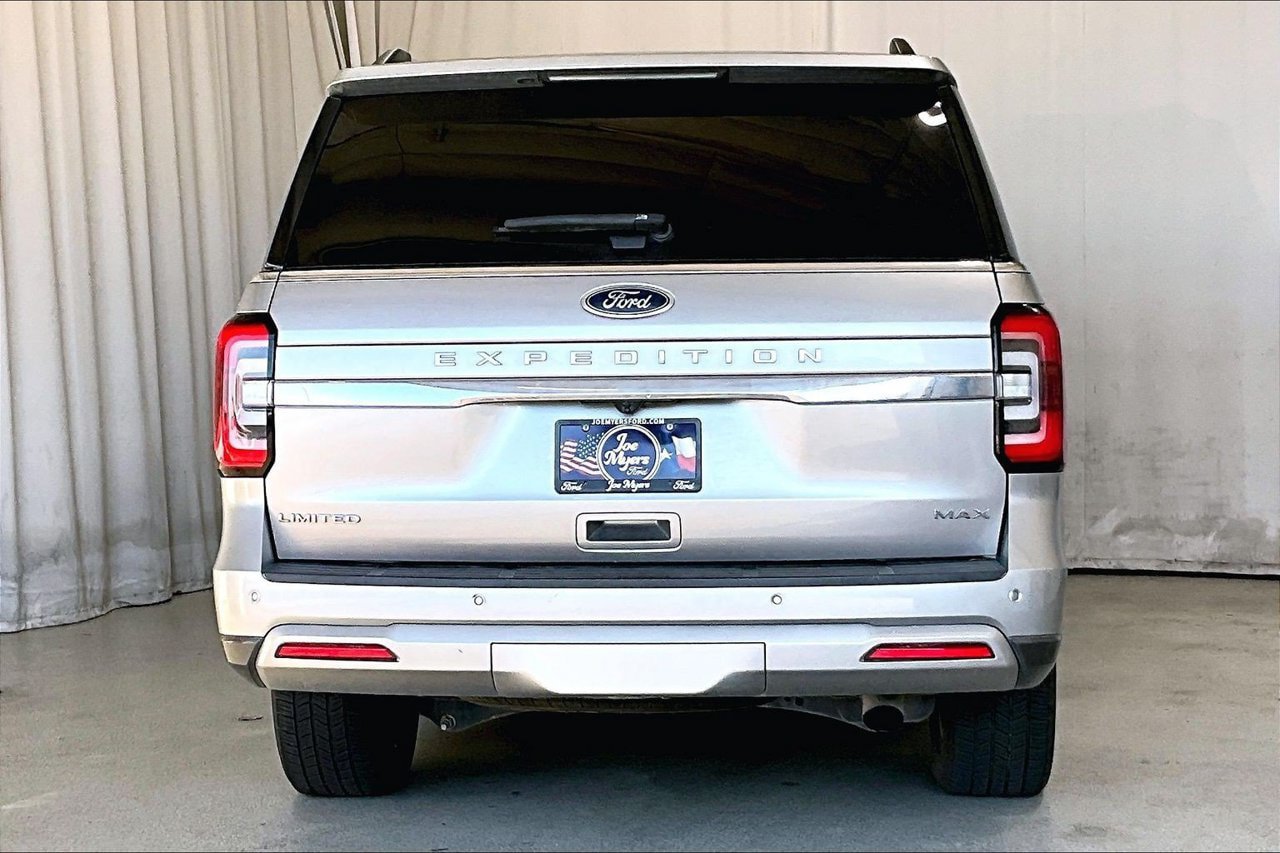 Used 2023 Ford Expedition Max Limited AWD/4WD image 4