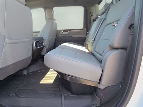 New 2026 GMC Sierra 2500 SLT w/ SLT Convenience Package image 34