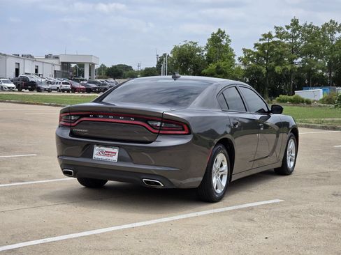 Used 2023 Dodge Charger SXT RWD image 7