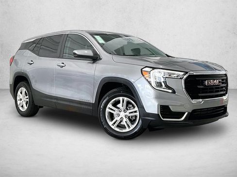 Used 2023 GMC Terrain SLE FWD image 12